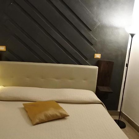 Bhome Fashion Suite Napoli Bagian luar foto