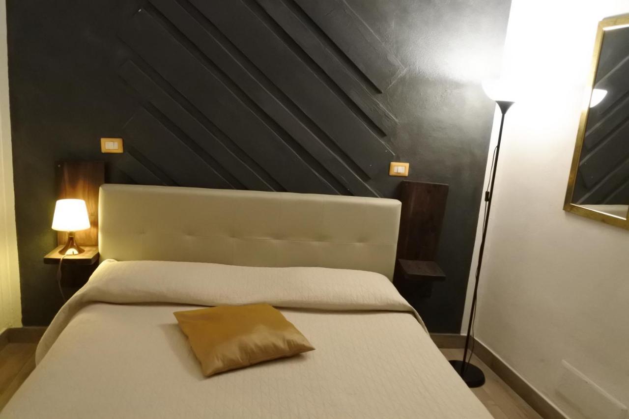 Bhome Fashion Suite Napoli Bagian luar foto