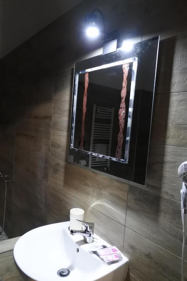 Bhome Fashion Suite Napoli Bagian luar foto
