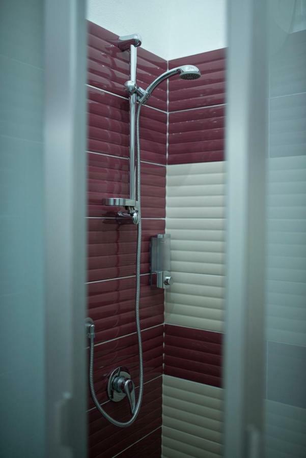 Bhome Fashion Suite Napoli Bagian luar foto